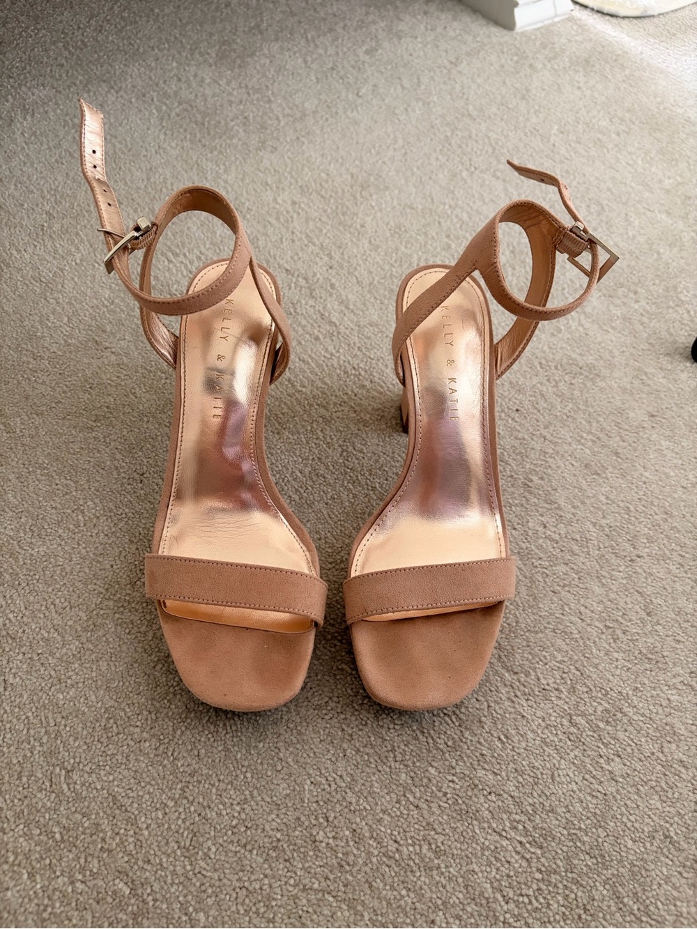 Kelly & Katie Tan Heels